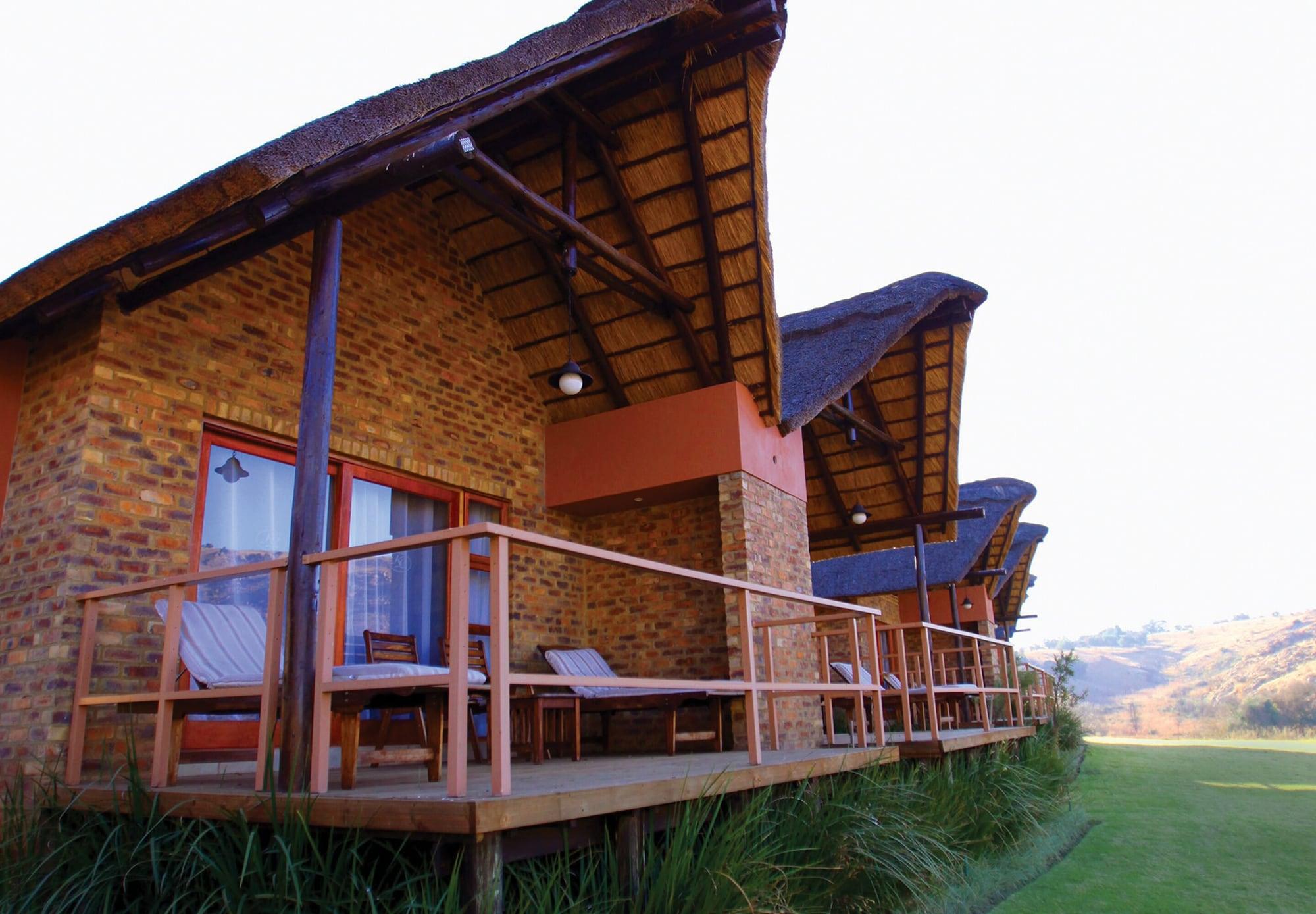 Kloofzicht Lodge & Spa Krugersdorp Eksteriør billede The Ranch Resort