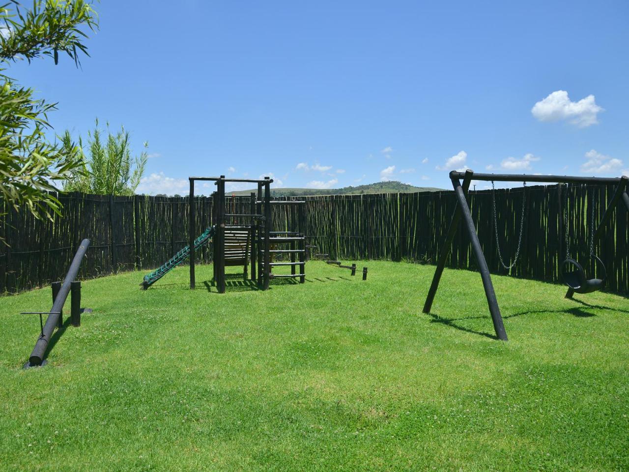 Kloofzicht Lodge & Spa Krugersdorp Eksteriør billede The fort of Fort Dufferin