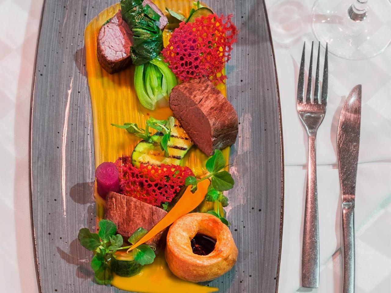 Kloofzicht Lodge & Spa Krugersdorp Eksteriør billede A modern French dish